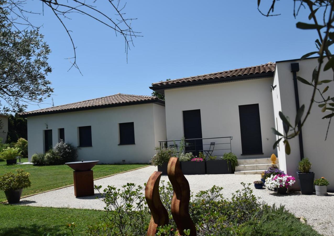 Ici Et La - Chambres D'Hotes Velleron Εξωτερικό φωτογραφία